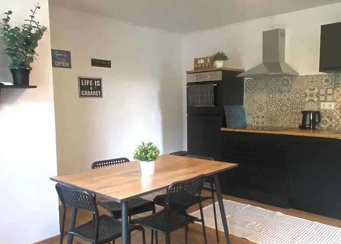 Bergluft 3 Modern With 2 Bedrooms 1 Hour From Vienna - Parking & 24 Hour Self Check-in Apartman